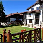 Golden 526 At Oak Smoljan