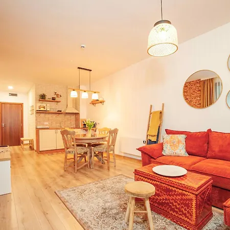 Apartment Golden 526 At Oak *