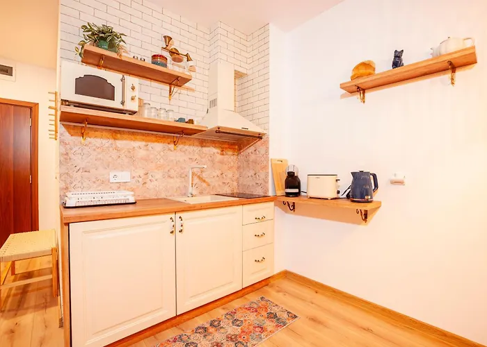 Apartment Golden 526 At Oak