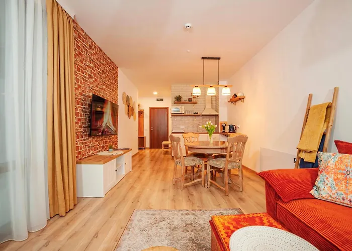 Apartment Golden 526 At Oak